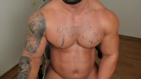 Snapshot of jaxonhunk chatting on 12/10/24, 09:00 JaxonHunk online show from 12/10/24, 09:00