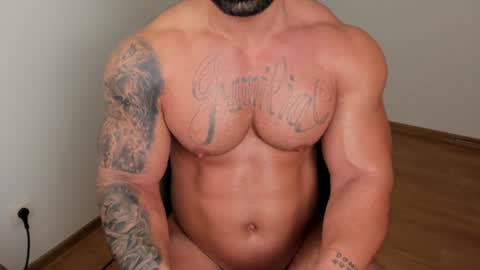 Snapshot of jaxonhunk chatting on 12/22/24, 01:34 JaxonHunk online show from 12/22/24, 01:34