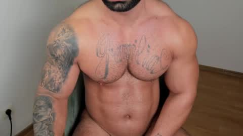 Snapshot of jaxonhunk chatting on 02/10/25, 06:42 JaxonHunk online show from 02/10/25, 06:42