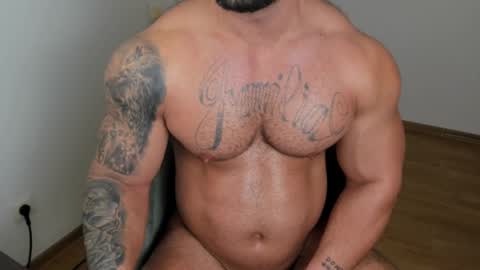 Snapshot of jaxonhunk chatting on 02/10/25, 08:42 JaxonHunk online show from 02/10/25, 08:42
