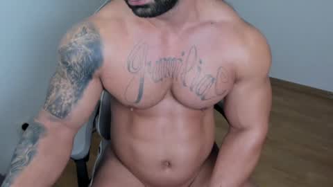 Snapshot of jaxonhunk chatting on 02/25/25, 02:36 JaxonHunk online show from 02/25/25, 02:36