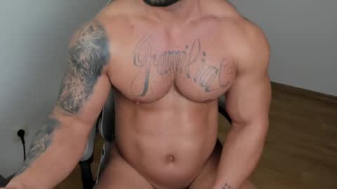 Snapshot of jaxonhunk chatting on 02/27/25, 04:41 JaxonHunk online show from 02/27/25, 04:41