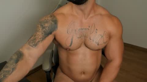 Snapshot of jaxonhunk chatting on 09/14/25, 08:08 JaxonHunk online show from 09/14/25, 08:08