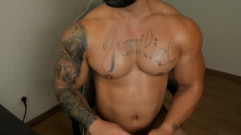 Snapshot of jaxonhunk chatting on 09/15/25, 08:09 JaxonHunk online show from 09/15/25, 08:09