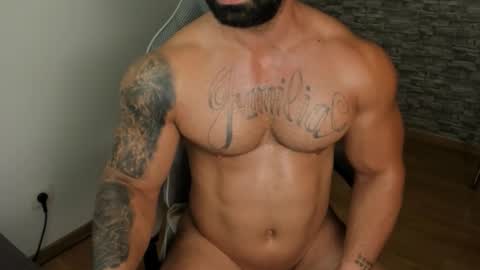 Snapshot of jaxonhunk chatting on 09/23/25, 08:12 JaxonHunk online show from 09/23/25, 08:12