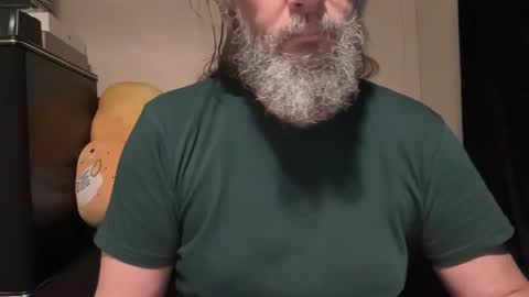 Snapshot of jaxsontuber chatting on 09/19/25, 10:27 Jaxson online show from 09/19/25, 10:27