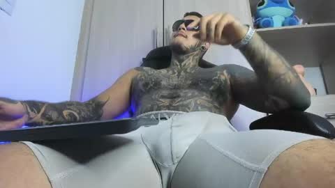 Michael independient model online show from 05/26/26, 08:38