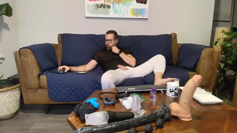 Snapshot of jaxxxspade chatting on 09/30/25, 02:27 Jaxxx Spade online show from 09/30/25, 02:27