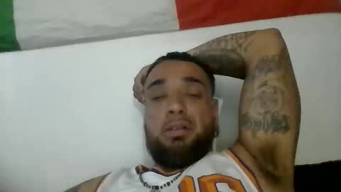 jay594025 online show from 04/18/26, 06:12