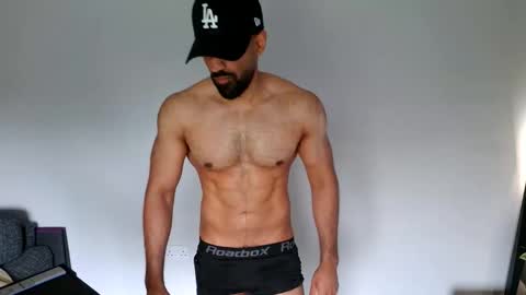 Snapshot of jay_92927532 chatting on 05/04/26, 12:34 jay_92927532 online show from 05/04/26, 12:34