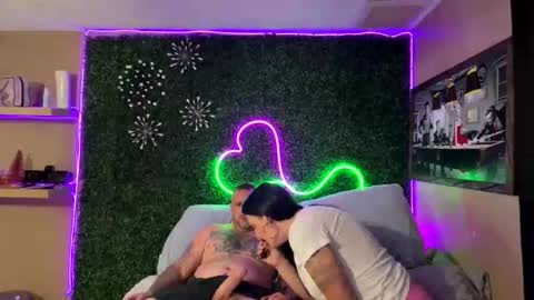 jay_banks0420 online show from 12/01/25, 05:56