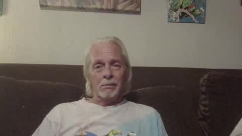 Snapshot of jay_jay1475 chatting on 05/15/26, 03:24 jay-jay1475 online show from 05/15/26, 03:24