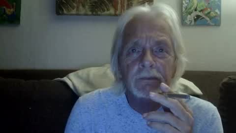 Snapshot of jay_jay1475 chatting on 05/27/26, 04:31 jay-jay1475 online show from 05/27/26, 04:31