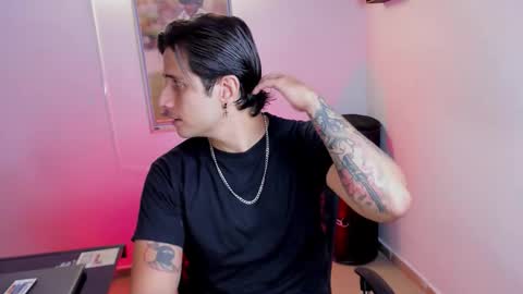 Jay Alvarrez online show from 11/03/25, 04:19