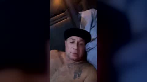 Snapshot of jayandmlove chatting on 06/18/26, 02:23 jayandmlove online show from 06/18/26, 02:23
