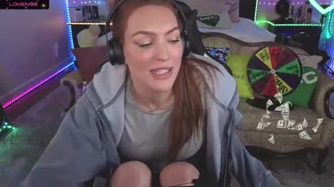 JennyBlighe online show from 11/28/25, 04:31