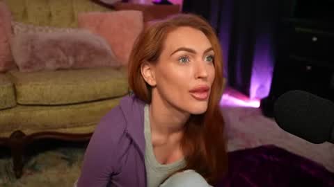 Snapshot of jaybeitsme chatting on 07/06/26, 03:47 JennyBlighe online show from 07/06/26, 03:47