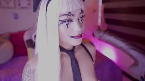 Snapshot of jayden_cournikovaa chatting on 10/23/25, 07:45 Jayen online show from 10/23/25, 07:45