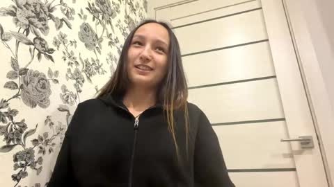 Stacie online show from 04/14/26, 04:24