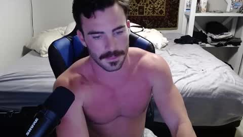 Snapshot of jaypipeahoe chatting on 10/02/25, 02:18 jaypipeahoe online show from 10/02/25, 02:18