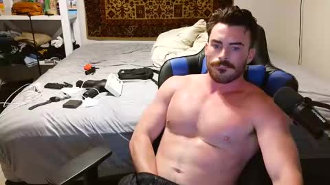 Snapshot of jaypipeahoe chatting on 10/23/25, 02:11 jaypipeahoe online show from 10/23/25, 02:11