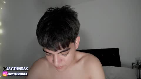 Snapshot of jaythomax chatting on 12/28/24, 08:05 jaythomax online show from 12/28/24, 08:05