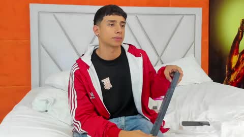 jaze_bradley online show from 03/05/25, 02:45