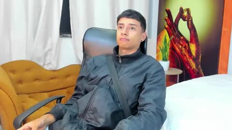 jaze_bradley online show from 03/06/25, 11:14