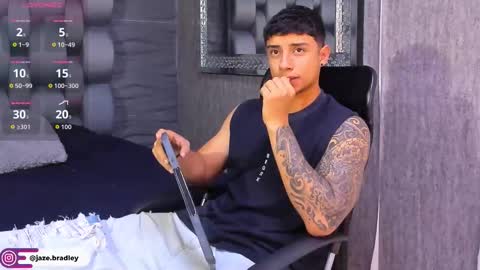 jaze_bradley online show from 10/08/25, 11:19