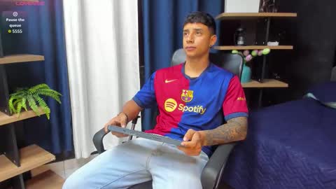 jaze_bradley online show from 11/01/25, 12:18