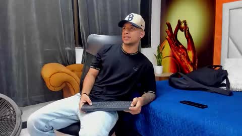 jaze_bradley online show from 11/29/25, 11:24