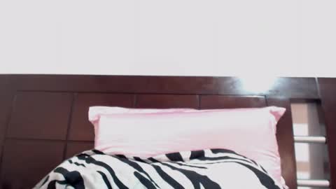 Snapshot of jazmin_miler chatting on 05/08/26, 12:49 Luna Sofa online show from 05/08/26, 12:49