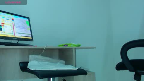 Snapshot of jazminbrouw chatting on 01/11/25, 03:34 jazmin online show from 01/11/25, 03:34