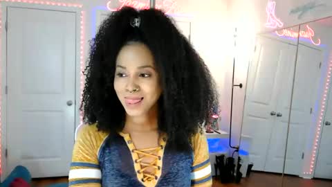 Snapshot of jazminefox chatting on 06/05/26, 08:36 Jazmine Fox online show from 06/05/26, 08:36