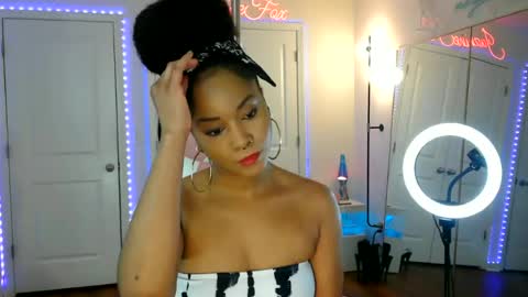 Snapshot of jazminefox chatting on 07/12/26, 09:06 Jazmine Fox online show from 07/12/26, 09:06