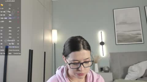 Mira the personal mirage D online show from 12/22/25, 07:00