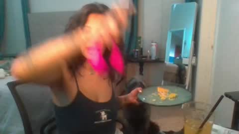 jbayxo619 online show from 09/24/25, 11:02