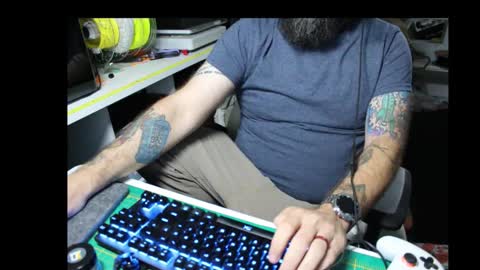 jbb6221601 online show from 10/09/25, 10:08