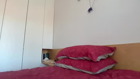 Snapshot of jbearbearbear chatting on 10/01/25, 09:15 jbearbearbear online show from 10/01/25, 09:15