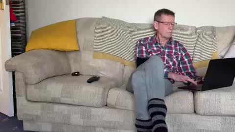 Jon online show from 01/24/25, 03:45