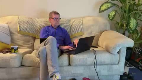 Jon online show from 11/18/25, 11:15