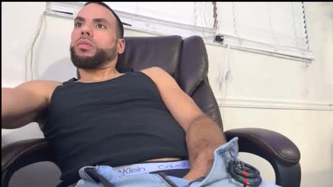 JcMax305 online show from 01/31/26, 07:11