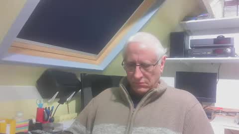 Snapshot of jdegroot7 chatting on 10/31/25, 07:59 jdegroot7 online show from 10/31/25, 07:59