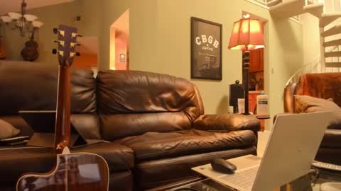 Snapshot of jdineuless chatting on 01/04/25, 03:07 JDinEuless online show from 01/04/25, 03:07