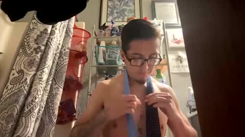 jdingo743817 online show from 04/15/26, 11:39