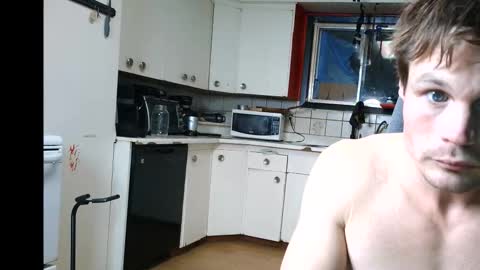 Snapshot of jdog00133 chatting on 10/30/25, 02:13 jdog00133 online show from 10/30/25, 02:13