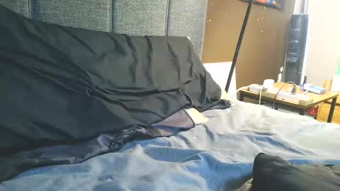 Snapshot of jdog00133 chatting on 11/05/25, 05:24 jdog00133 online show from 11/05/25, 05:24