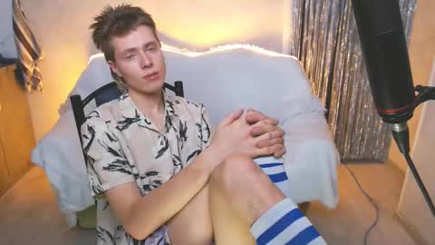 Snapshot of jealousangel chatting on 03/07/25, 06:11 Angel online show from 03/07/25, 06:11