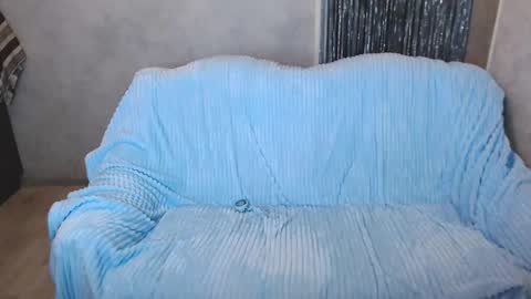 Snapshot of jealousangel chatting on 11/07/25, 05:02 Angel online show from 11/07/25, 05:02