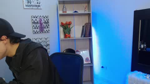 jeam_hot online show from 01/20/25, 09:32